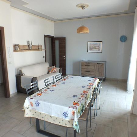 Ferienwohnung Casa A Riba U Mari Riposto Exterior foto